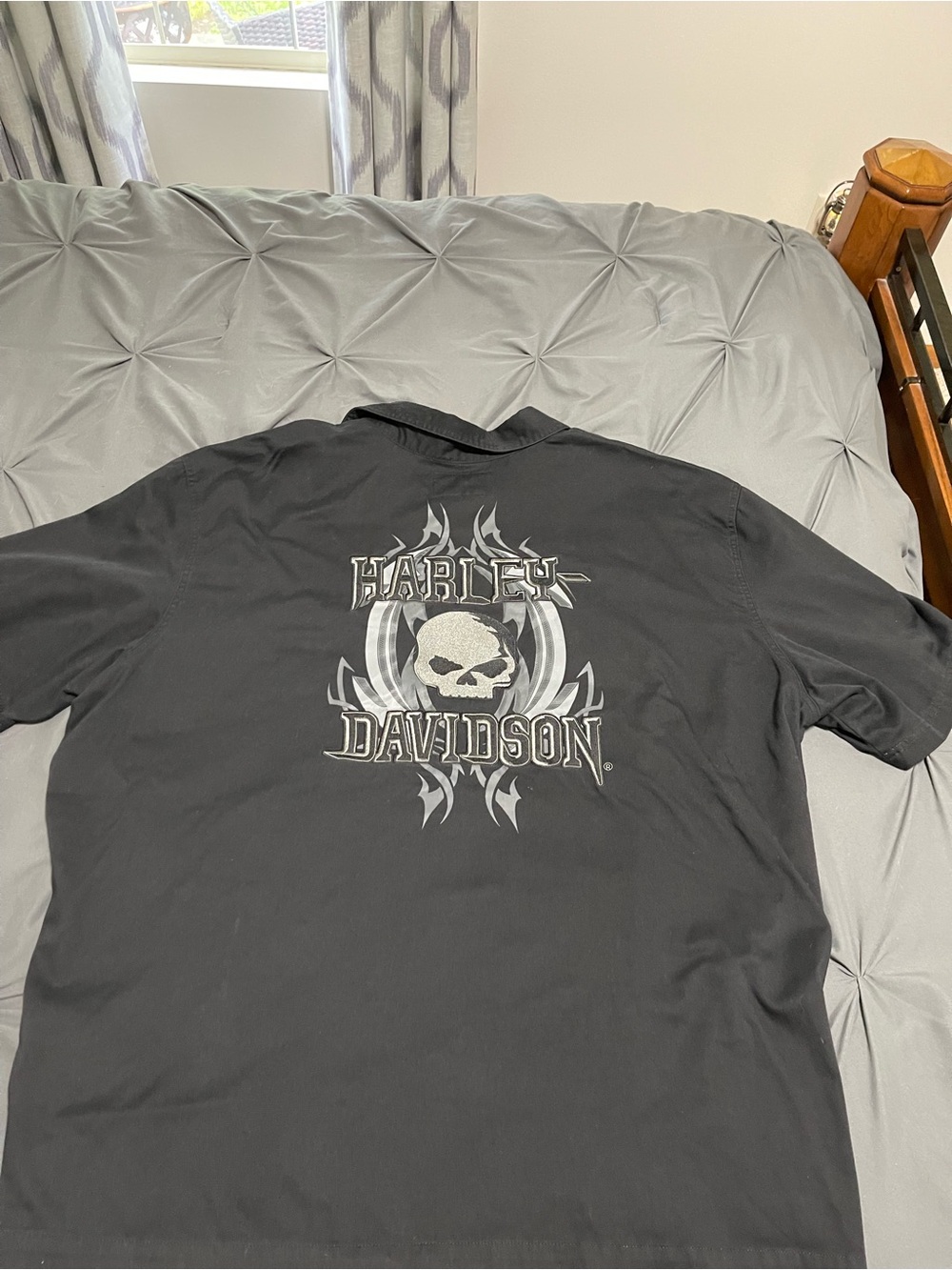 Harley-Davidson Black Short-Sleeve Shirt with Silver Skull Graphic